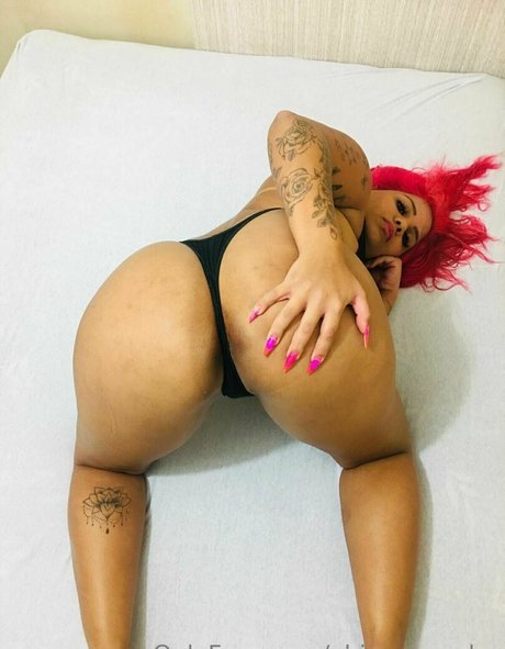 成熟した異人種間オンリーファンズ ヌード 写真