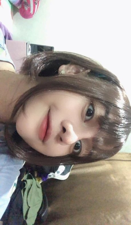 Violet Airis 美しいスター 画像