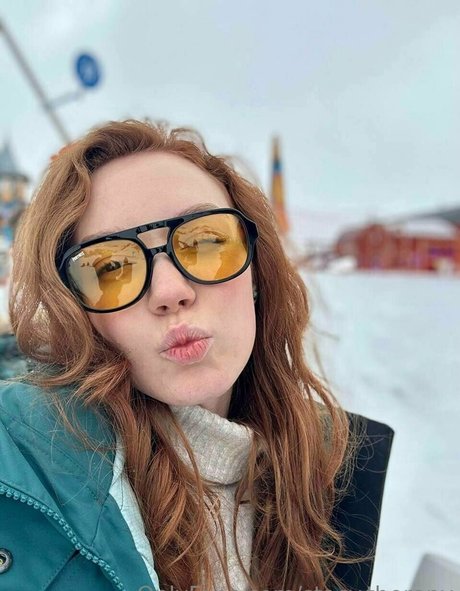 黒檀の足 オンリーファンズ 美しいヌード 写真