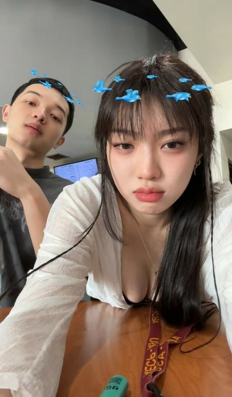 Yujin セックススター 写真