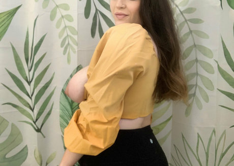 misscordeliavip 独占女優 ギャラリー