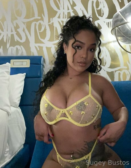 Sugey Portillo XXXモデル 画像