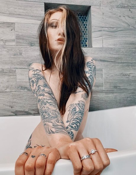 Morgan Adams 女優 写真