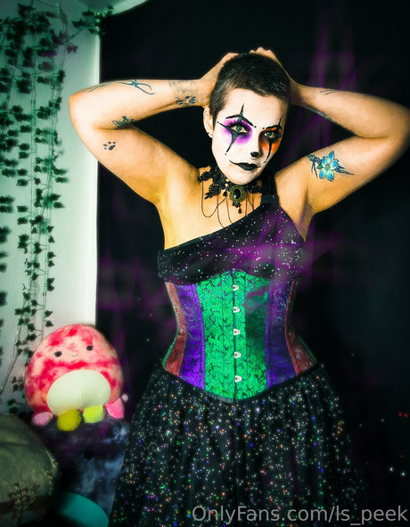 ボールオンリーファン セクシーヌード 写真