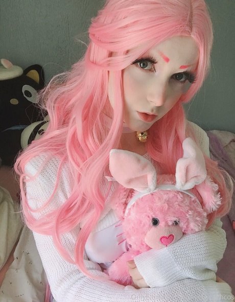脱衣オンリーファンズ ホットセクシー 写真