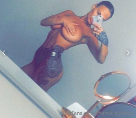 Chantelle Connelly スター ヌード 画像