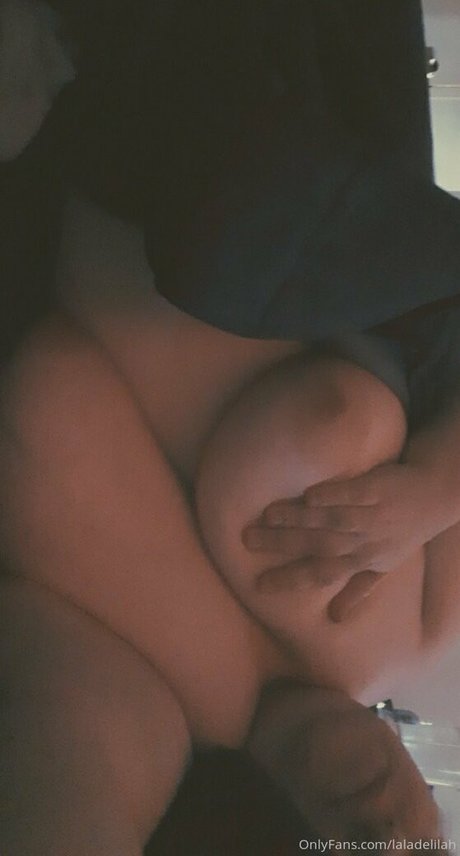 赤毛の熟女オンリーファンズ 無料裸 写真