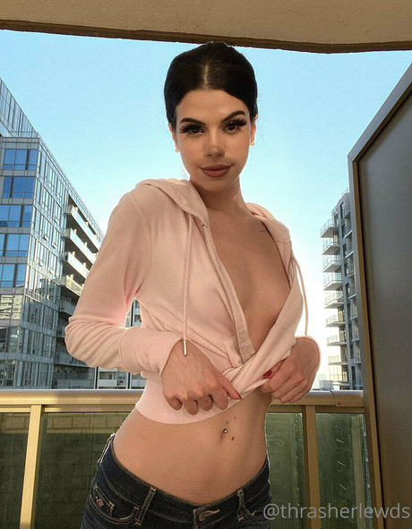 thrasherlewds セクシーモデル 画像