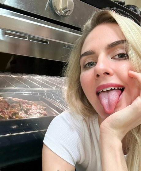 anastayshaa 無料モデル 写真