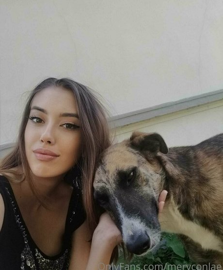 白いランジェリーオンリーファンズ ホットxxx 写真