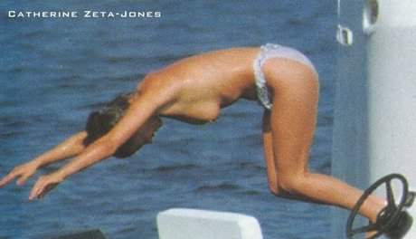Catherine Zeta Jones セクシーモデル 画像