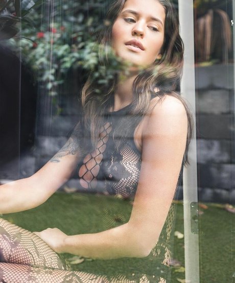 ラテン系ママオンリーファンズ セックス 写真