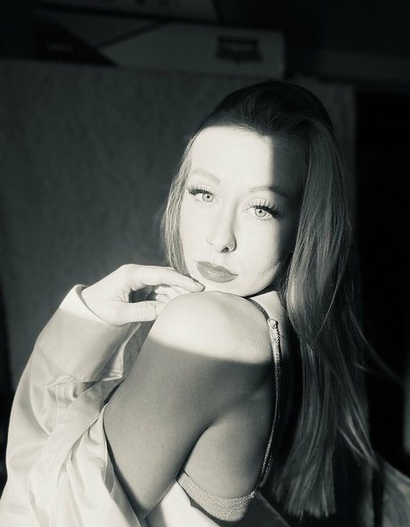 BBWオンリーファン アートヌード 写真