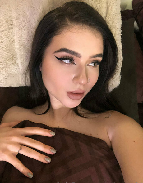 大きなお尻のオンリーファンズ セクシー 写真