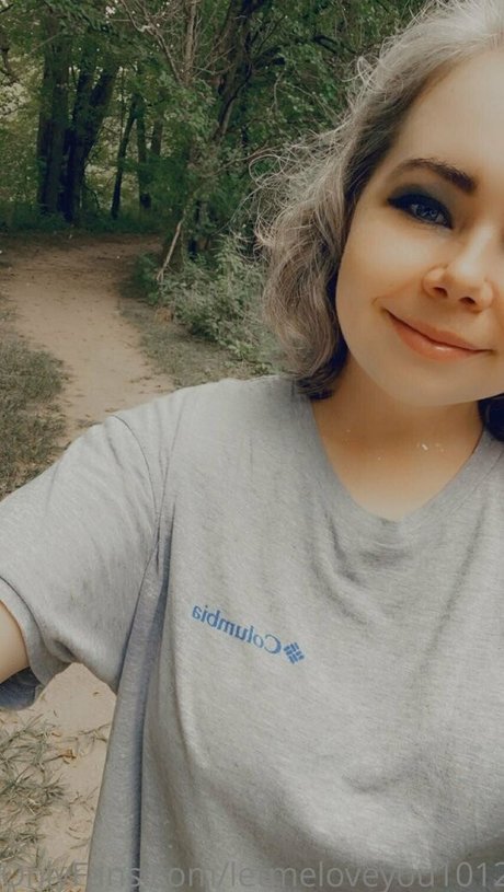 lovegiantess かわいいモデル 写真