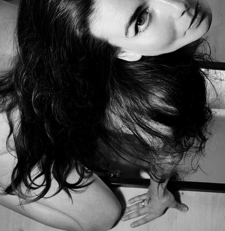 Swallowyoudown ポルノスター セクシー 写真