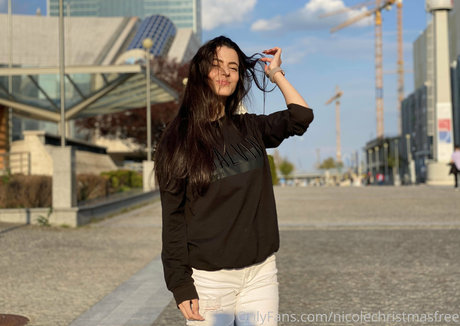 juicy nicolefree HDモデル 画像