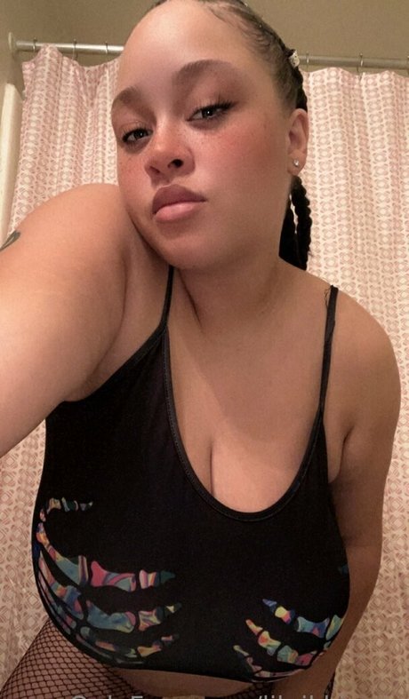 lilnikkirena 裸のスター 画像