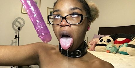 ラテン系熟女オンリーファンズ 美しいポルノ 写真