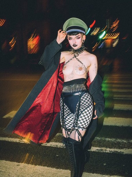 LittleDemonWitch 完璧なモデル ギャラリー