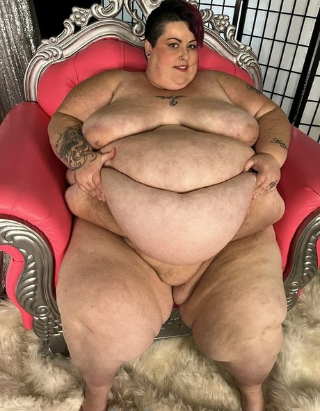 偽おっぱいオンリーファンズ ポルノグラフィック 写真