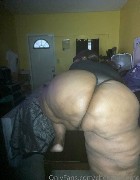 アジア人オナニーオンリーファンズ ヌード 写真