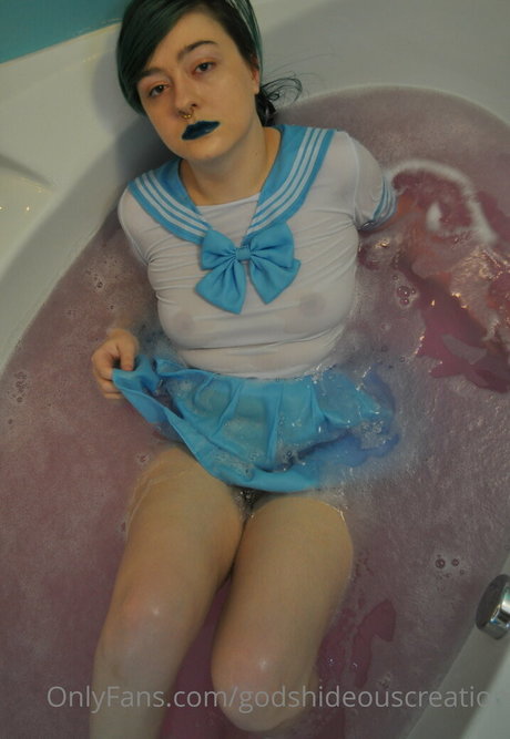 godshideouscreation かわいいスター 写真