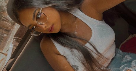 malcriada012 裸の女優 写真