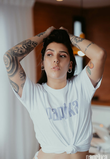ビーチセックスオンリーファンズ ホットポルノ 写真