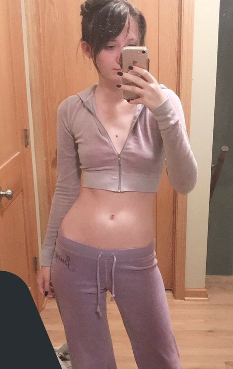 エボニーギルフオンリーファンズ セクシーヌード 画像