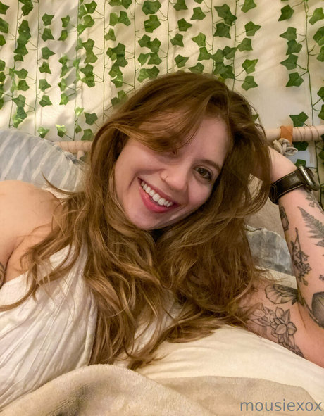 mousiexox スター 裸 写真