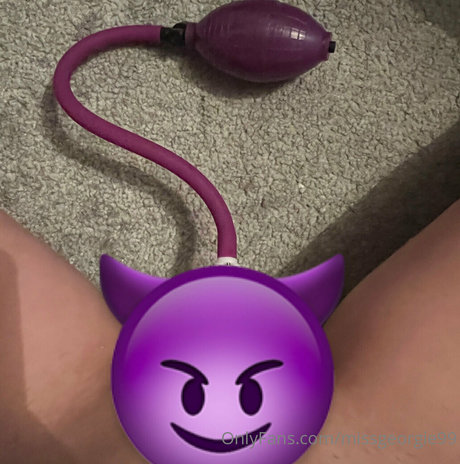 おっぱい自撮りオンリーファンズ HD 写真