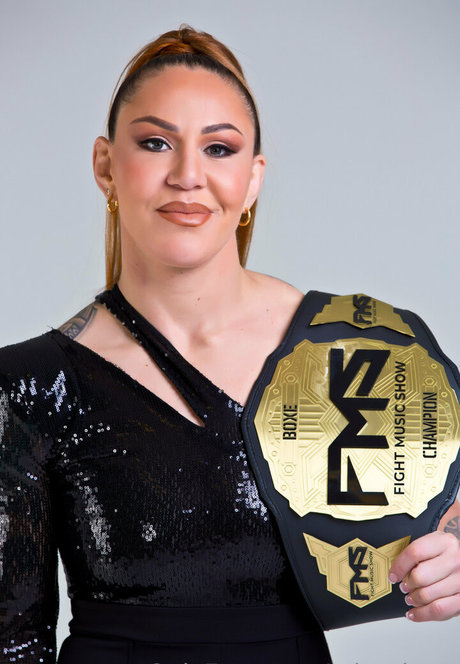 criscyborg ヌードモデル 画像