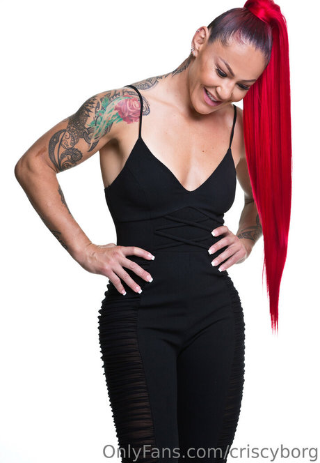 criscyborg 高品質のポルノスター 写真