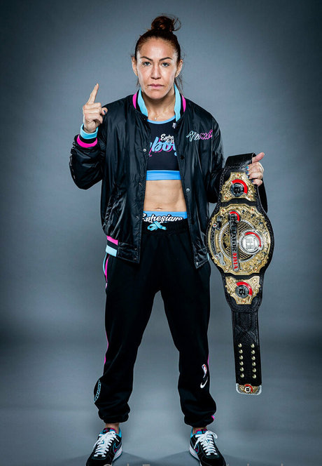 criscyborg セクシーモデル 画像