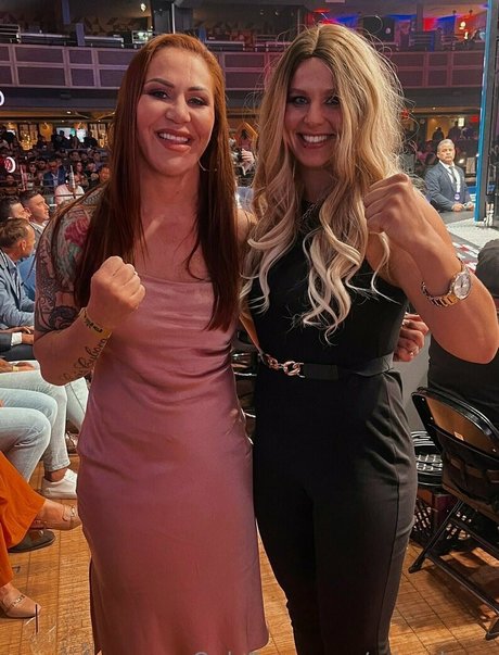 criscyborg ヌードスター 写真