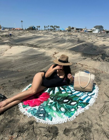 cerissa sustainable 完璧なモデル 画像