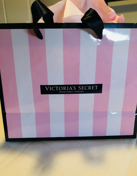 lexi love81 ポルノモデル 画像