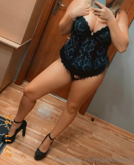 従順なオンリーファンズ xxx 写真