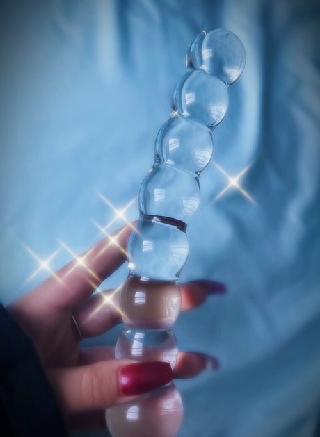 lilylightskin ポルノスター 可愛い 写真