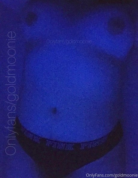 goldmoonie 可愛いモデル ギャラリー