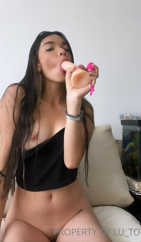 lu to セクシーなポルノスター 写真