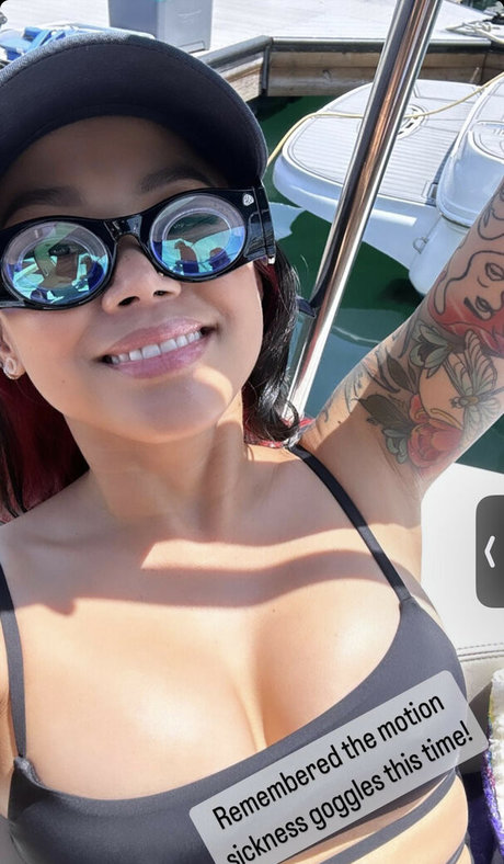 Jonna Mae セックススター 写真