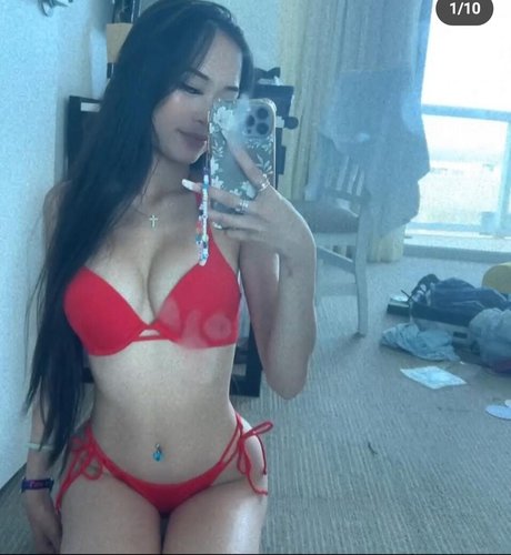 tiffanyxhoang かわいいスター 写真