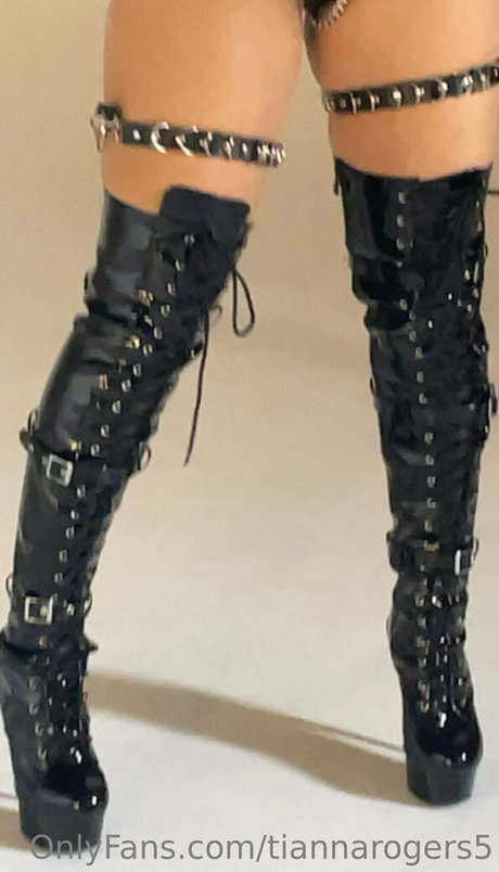 Tiannarogers5 ポルノスター トップ 写真