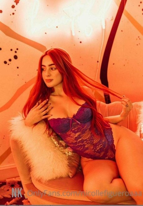 Nicolle Figueroa 無料のスター 写真