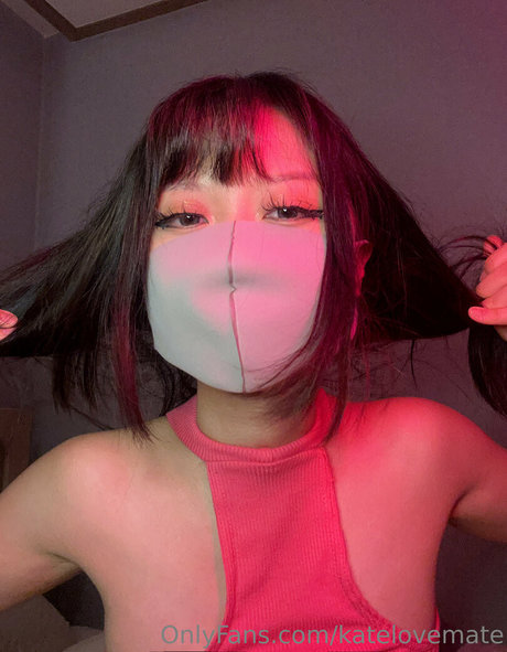 katelovemate ポルノモデル 写真