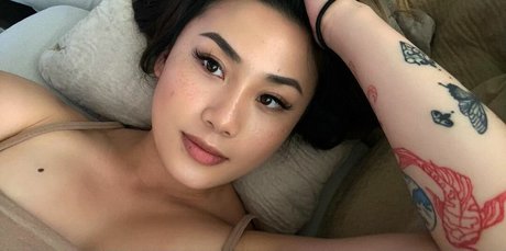 lindaafreckles エロティック女優 写真
