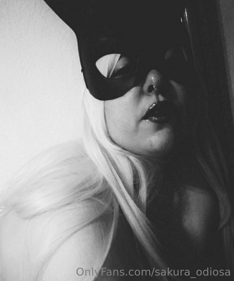 sakura odiosa 素敵な女優 写真