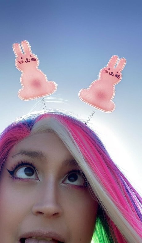 黒檀の濡れたおまんこオンリーファンズ ホットポルノ 写真